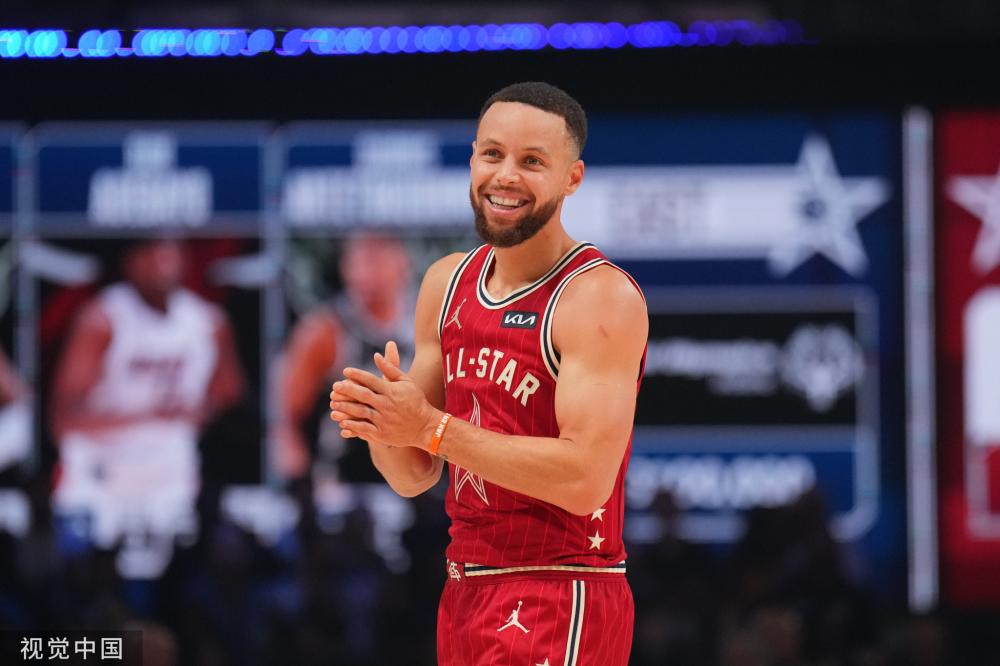 董路：马宁是性格判罚！如果上手就判点球，那足球没法踢了.