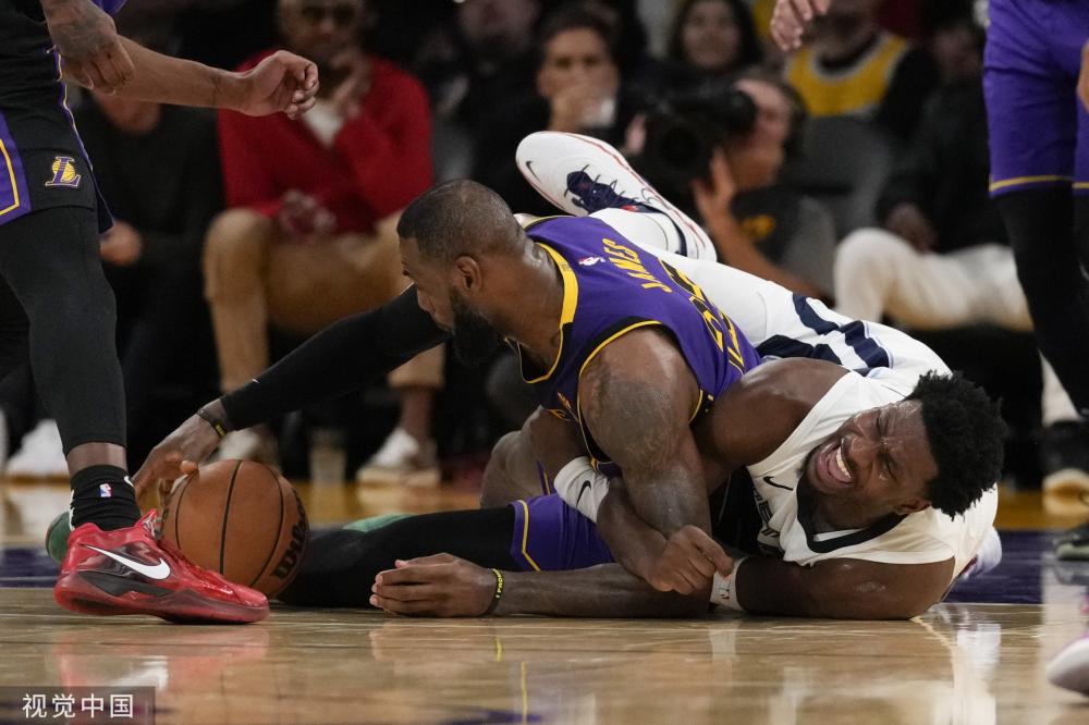 在更大的舞 在更大的舞